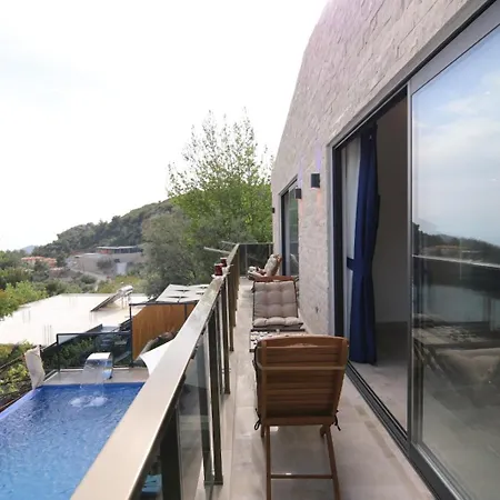 Villa Kale 2 *